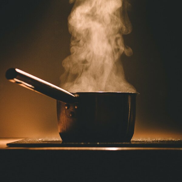 cooking pot